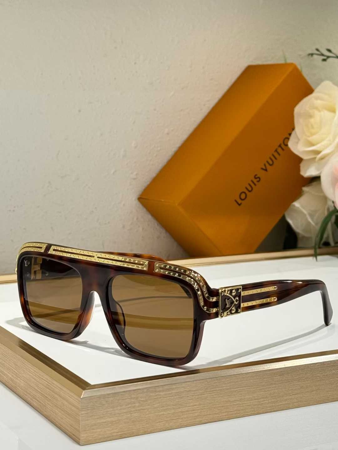 60af9180-6a6d-4202-8237-6ca7ac478e38 Louis Vuitton - Image 1