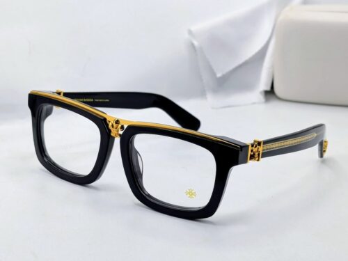 Chrome hearts